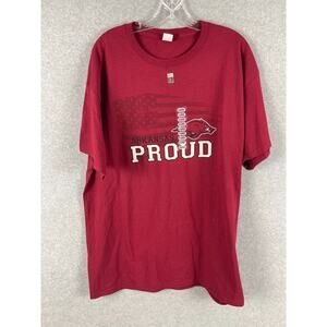 Arkansas Razorbacks T Shirt Men's Size XL Red‎ NCAA Football American Flag NWOT
